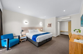 Rowville International Hotel, Seville